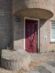 Ronde baksteenvolumes.
<br/>
Marcel Westhoff, 2019-09-01